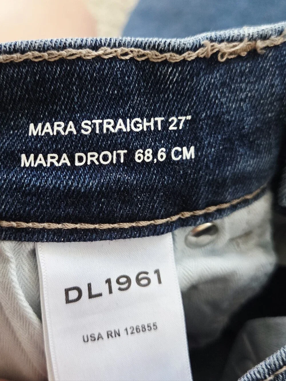 DL1961 Mara Straight Mid Rise Instasculpt Ankle Jeans in Chancery Size 27